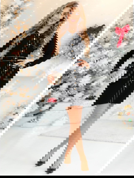 Czarna sukienka z ozdobnymi... 2