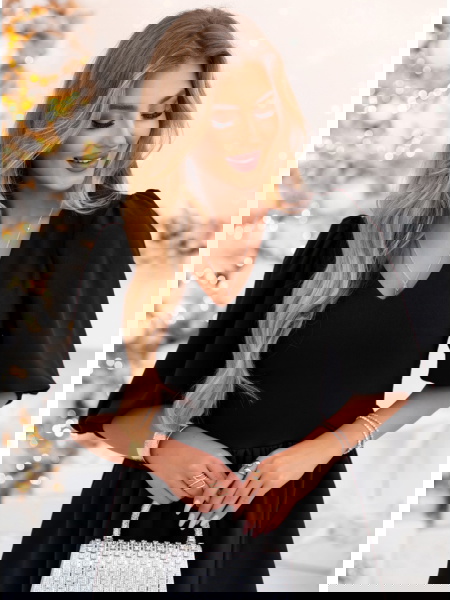 Czarna sukienka z... 2