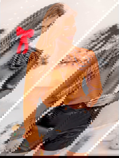 Złote satynowe body z... 2