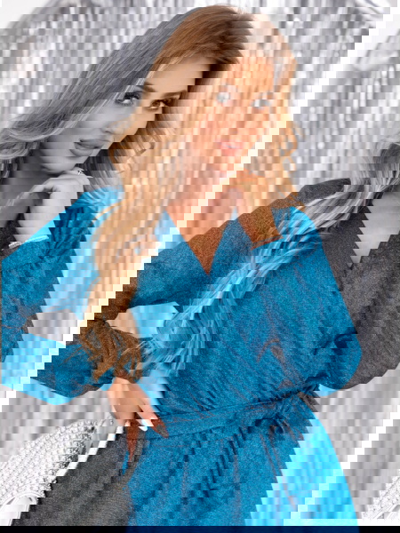 Turkusowa błyszcząca... 2