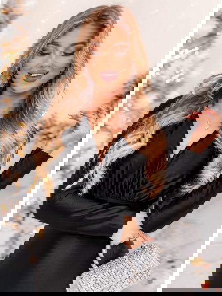 Czarna satynowa sukienka z... 2