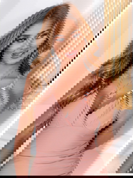 Sukienka na ramiączkach z... 2