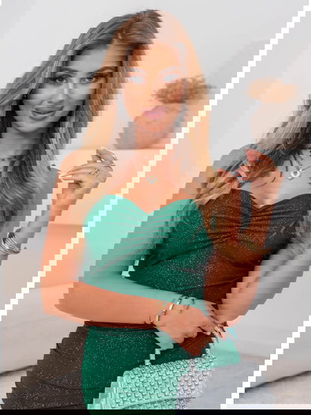 Błyszcząca sukienka na... 2