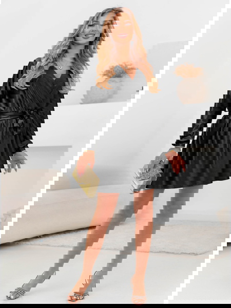 Czarna rozkloszowana... 2