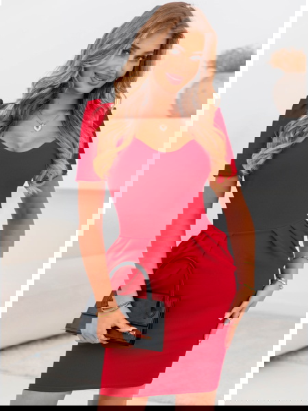 Malinowa dopasowana... 2