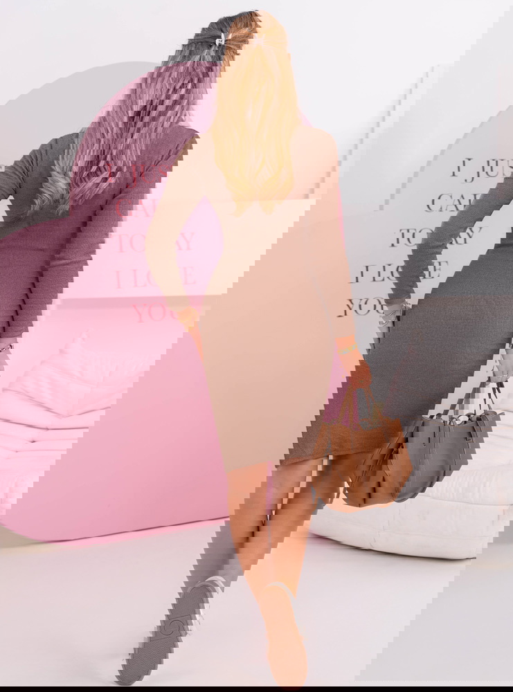 Prążkowana dopasowana sukienka z...