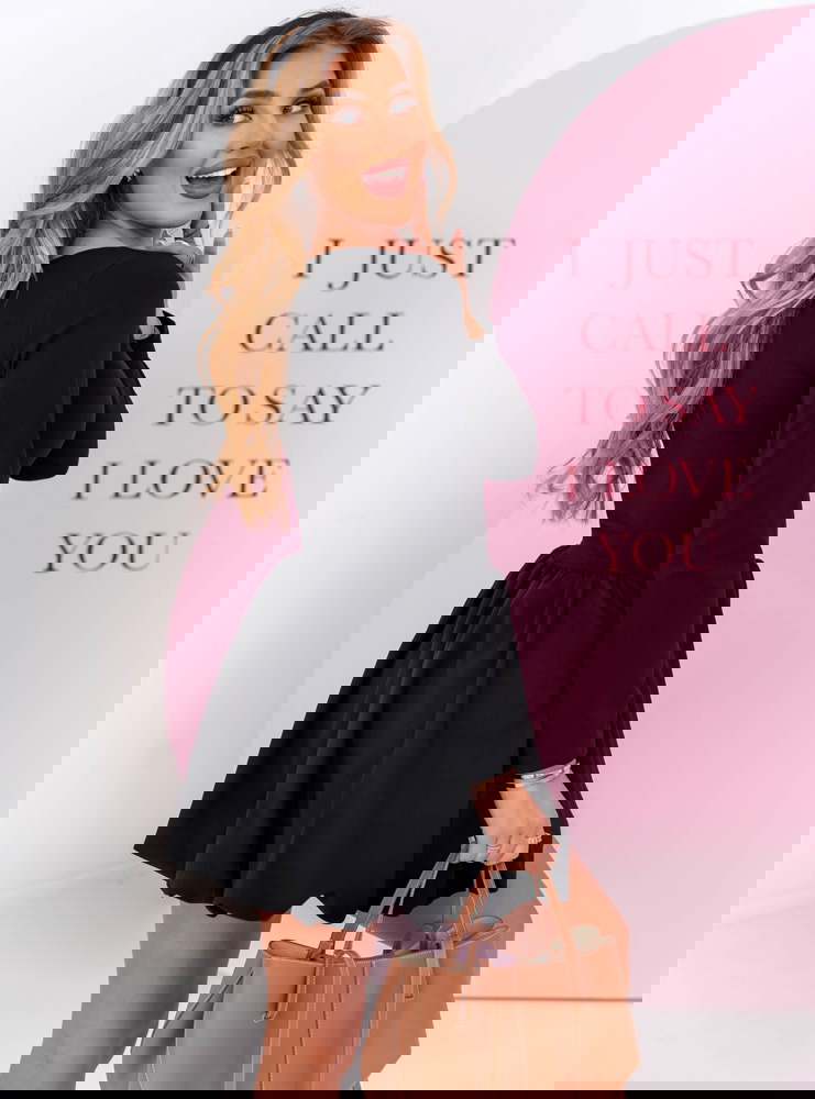 Czarna sukienka typu bombka z...