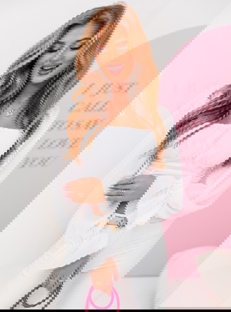 Biała szyfonowa bluzka typu hiszpanka...