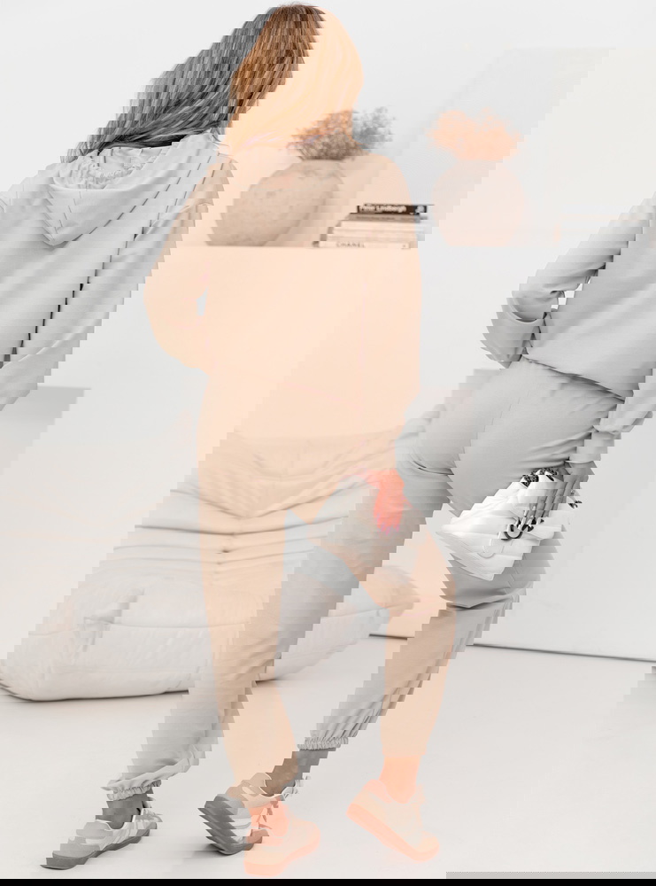 Beżowy komplet dresowy bluza z...