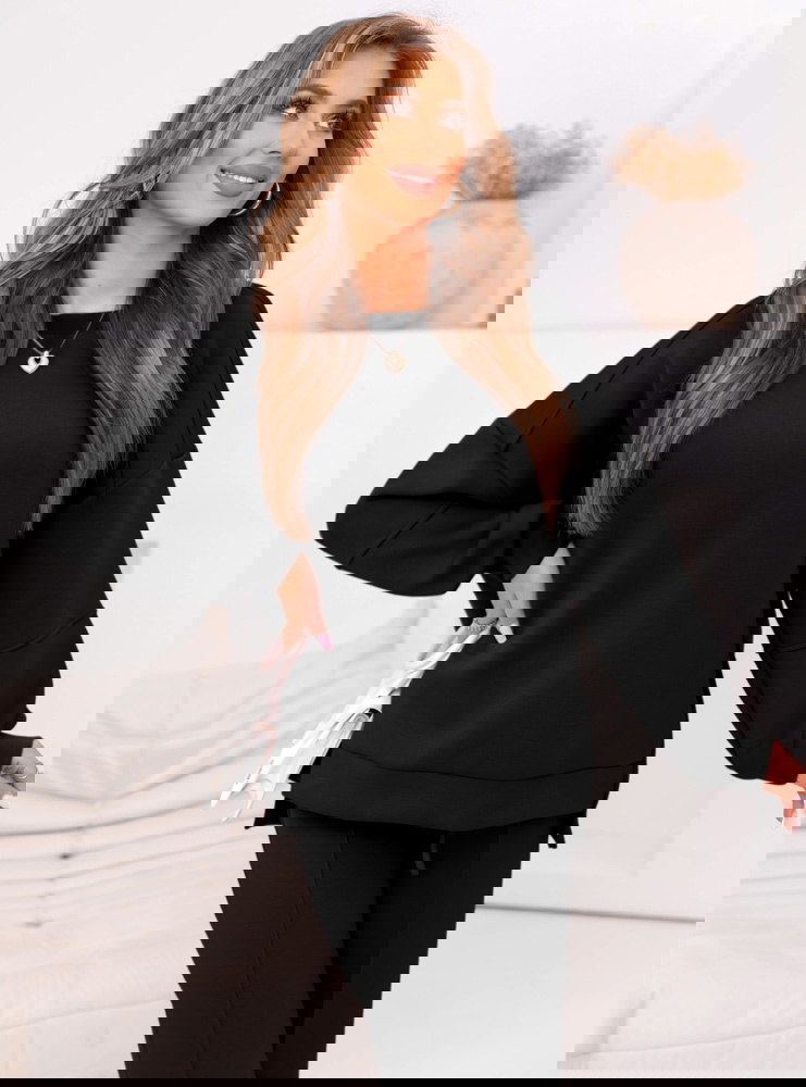 Czarny komplet dresowy bluza i...