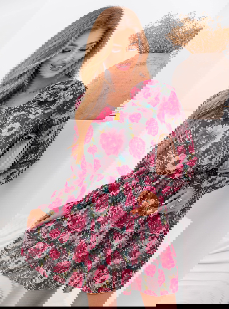 Bordowa sukienka rozkloszowana w...