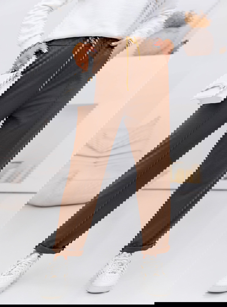 Czekoladowe spodnie dresowe Neelie