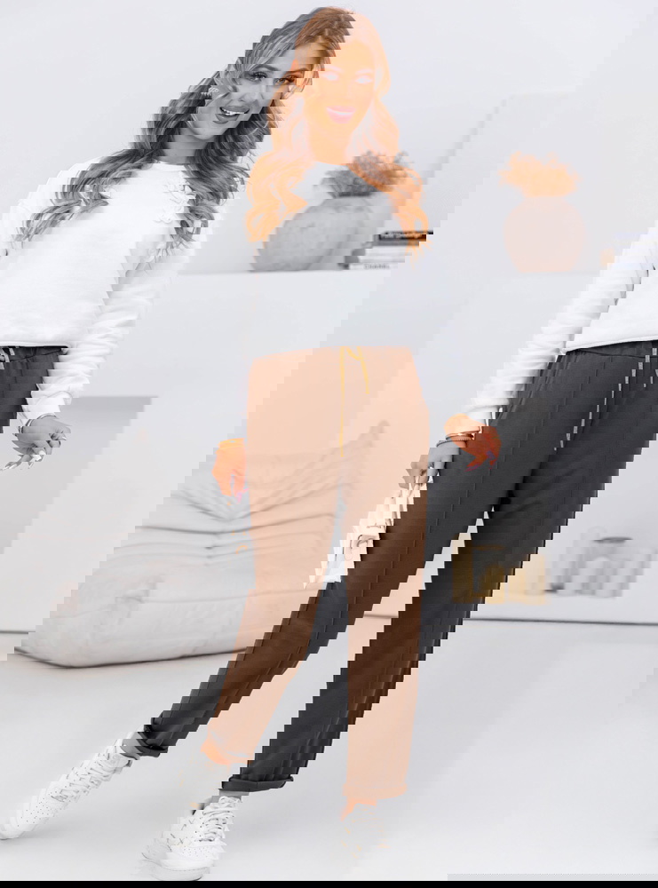 Czekoladowe spodnie dresowe Neelie