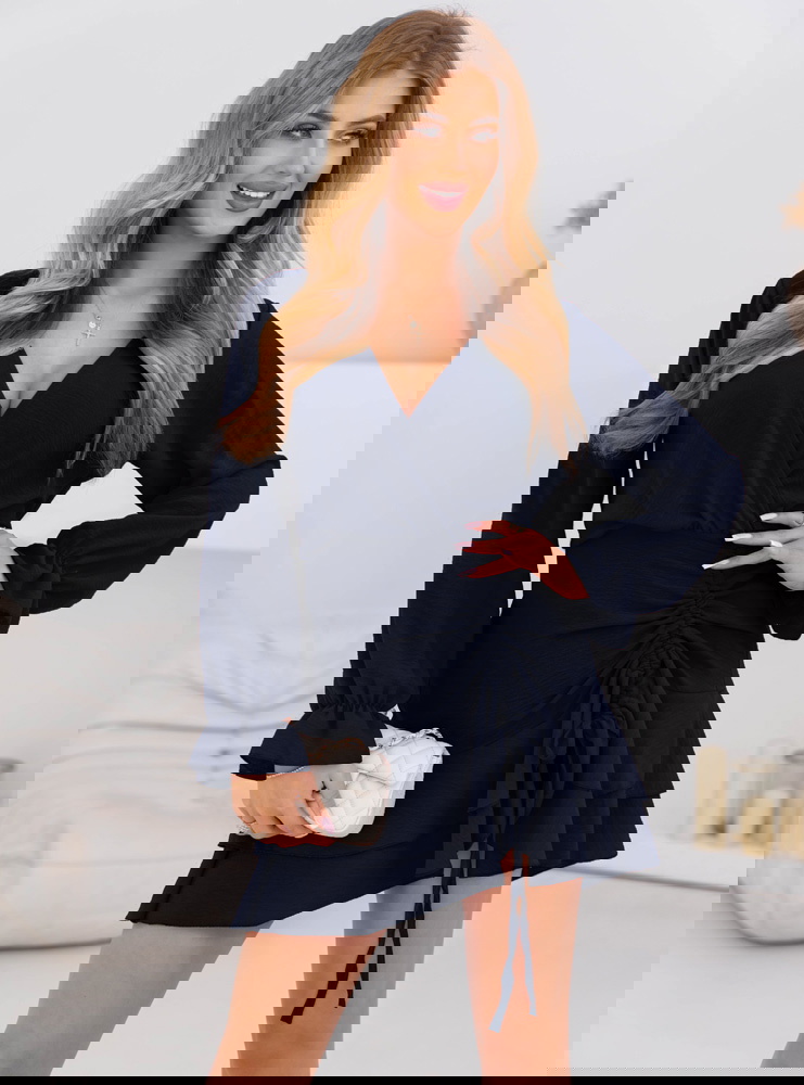 Granatowa sukienka mini ze ściągaczem...