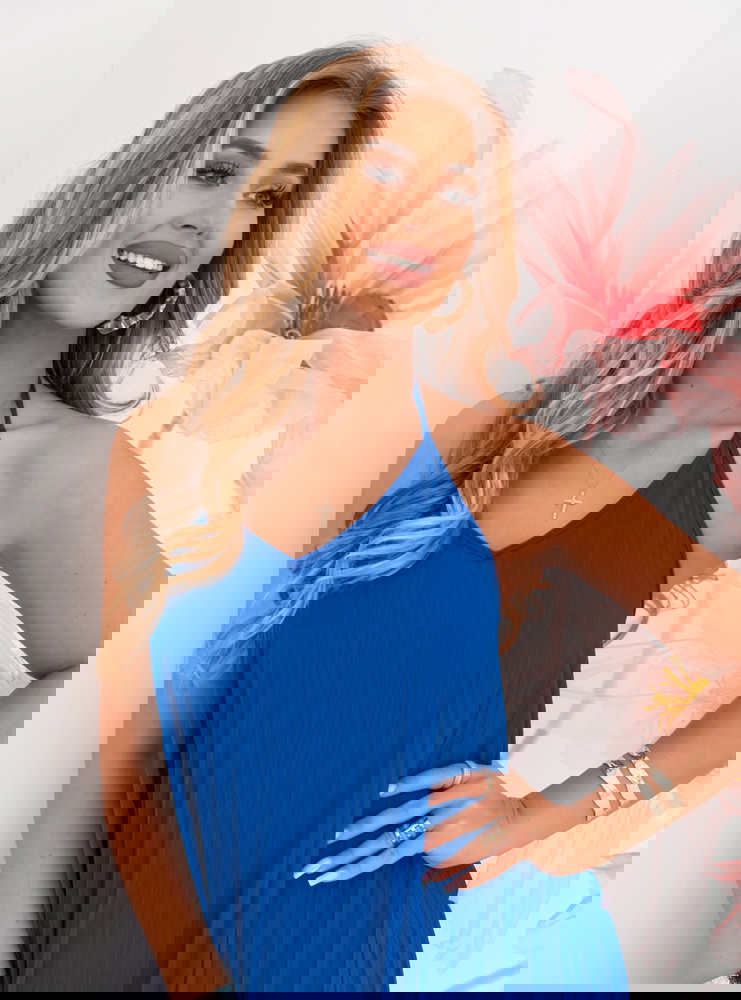 Chabrowa długa plisowana sukienka...