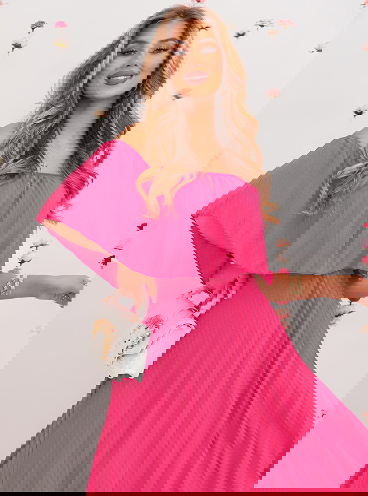 Różowa długa sukienka typu hiszpanka...