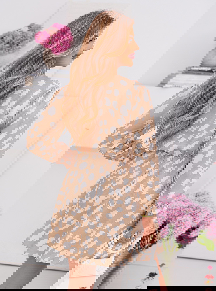 Wzorzysta sukienka rozkloszowana mini...