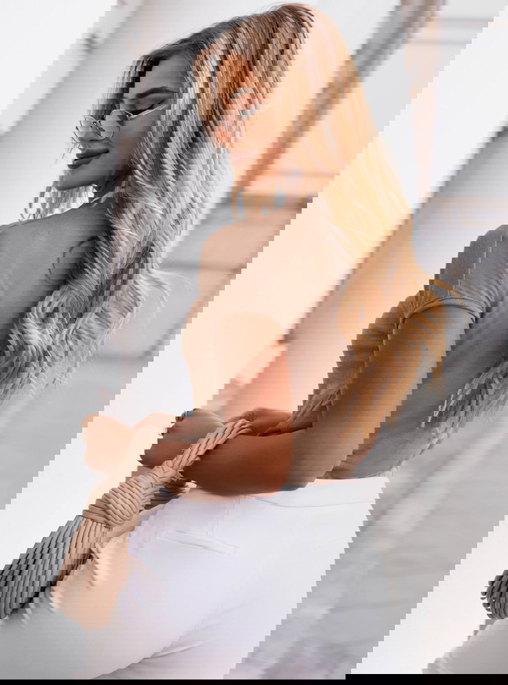 Koszulka z dekoltem w serek Lorrene -...