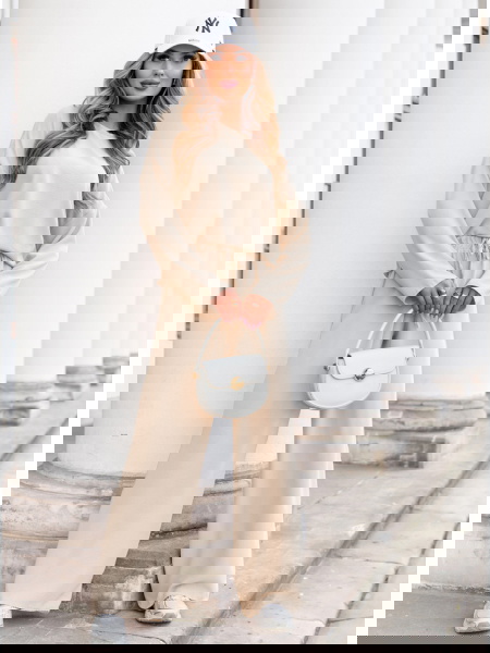 Beżowy komplet bluzka i... 2