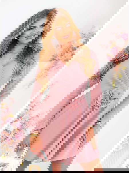 Rozkloszowana sukienka mini... 2