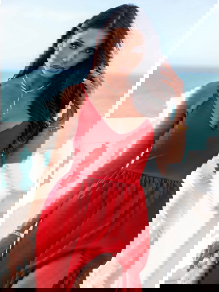 Malinowa sukienka na... 2