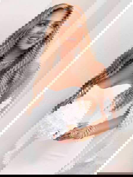 Biała dopasowana długa... 2