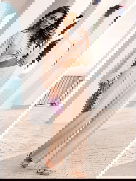 Jasnobeżowy komplet bluzka... 2