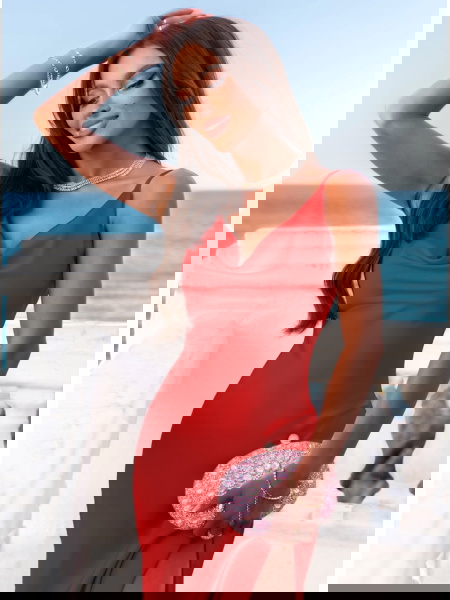 Malinowa satynowa długa... 2