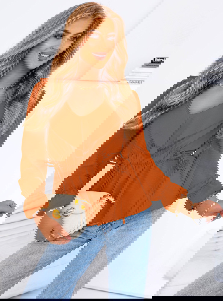 Pomarańczowa bluzka z żabotem Kaminna