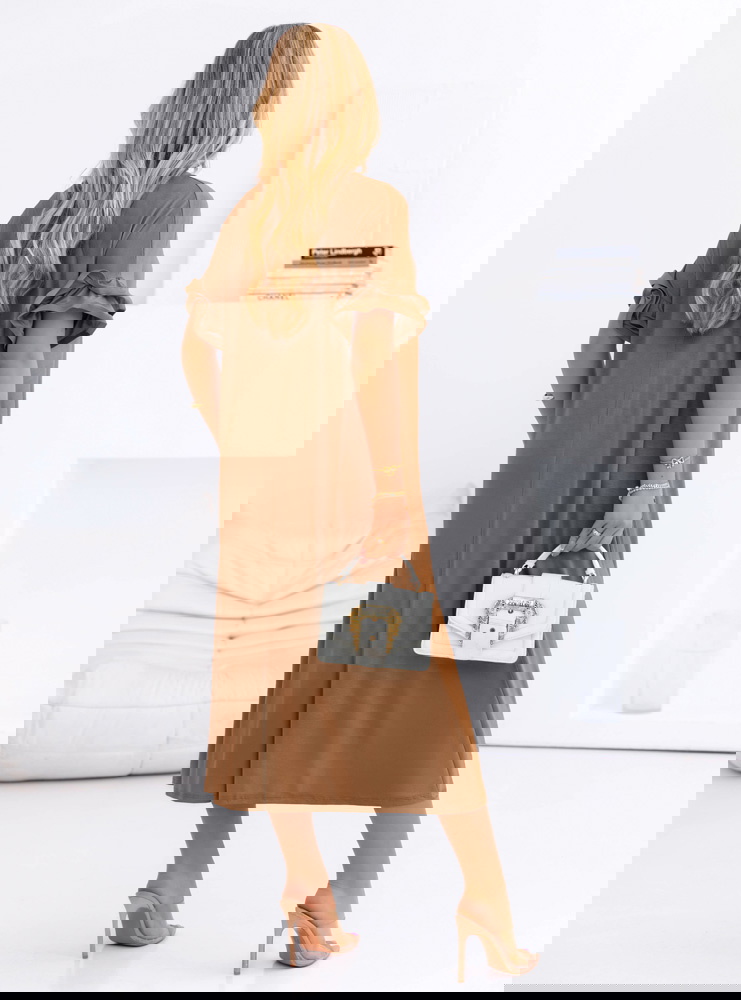 Sukienka oversize z falbanami na...