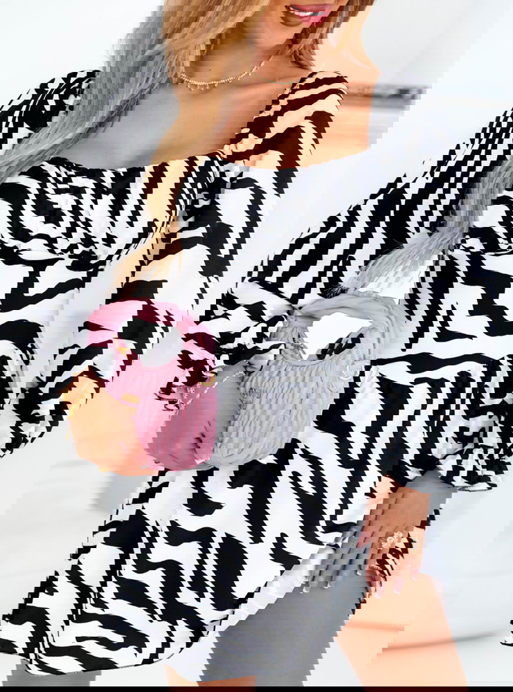 Sukienka mini z bufiastymi rękawami...