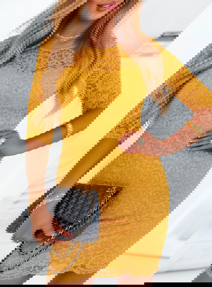 Miodowa koronkowa sukienka Nallia