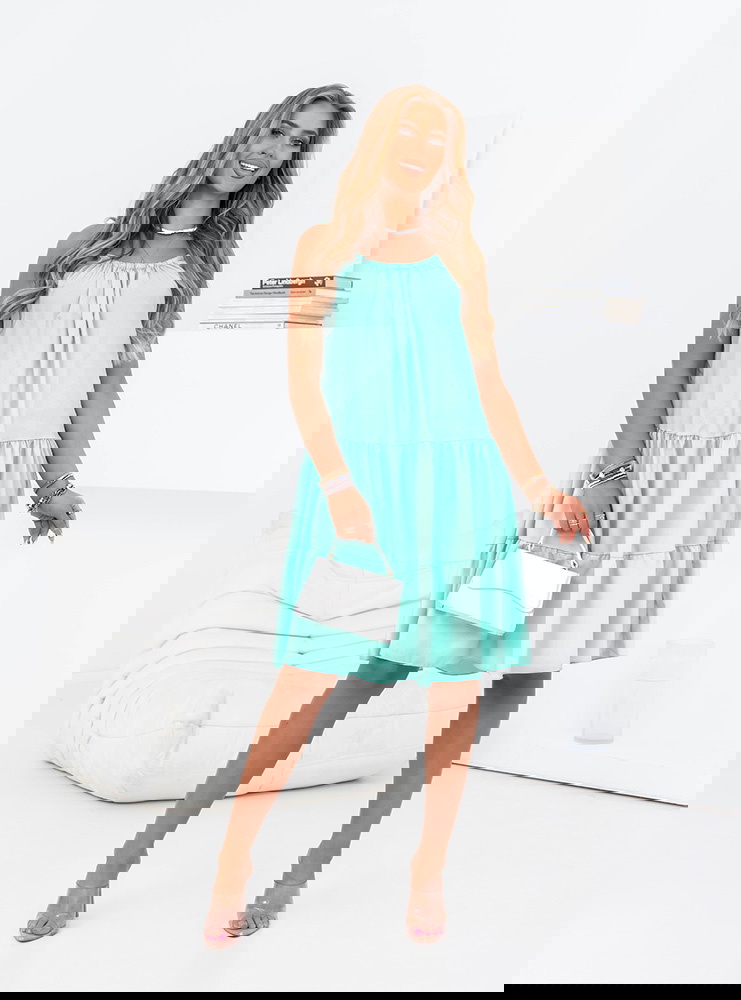 Miętowa sukienka midi na ramiączkach...