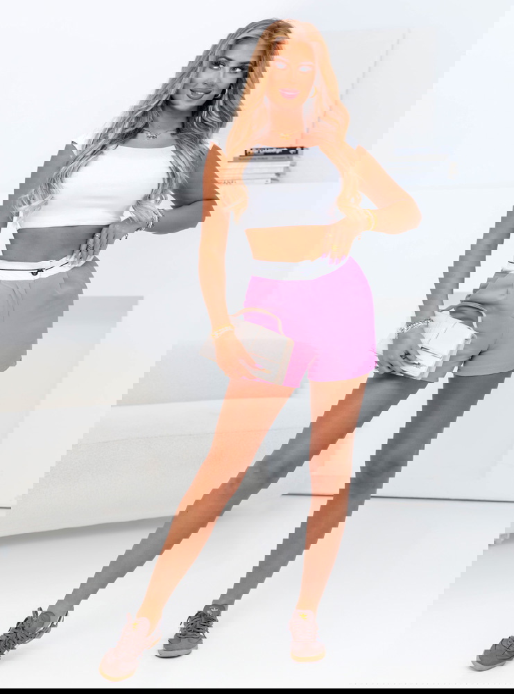 Liliowe spodenki z kieszeniami Manolla