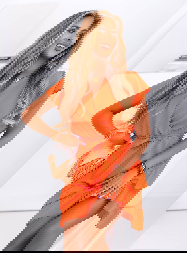 Pomarańczowa sukienka mini z...