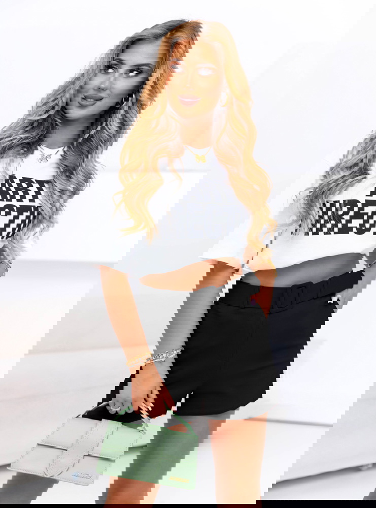 Czarne krótkie spodenki z paskiem Emmila