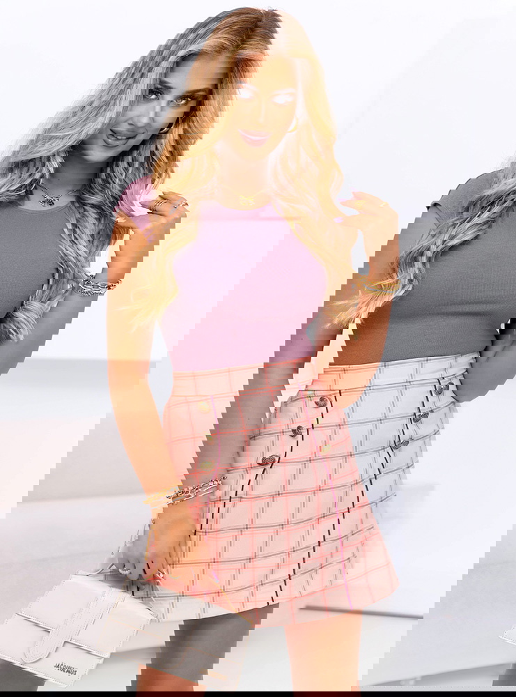 Pudrowa spódniczka w kratę z...