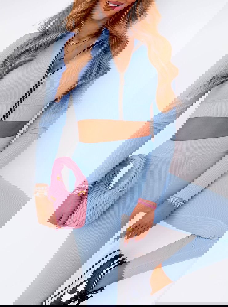 Błękitny prążkowany komplet krótka...