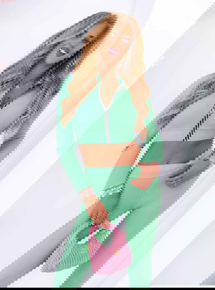 Miętowy prążkowany komplet krótka...