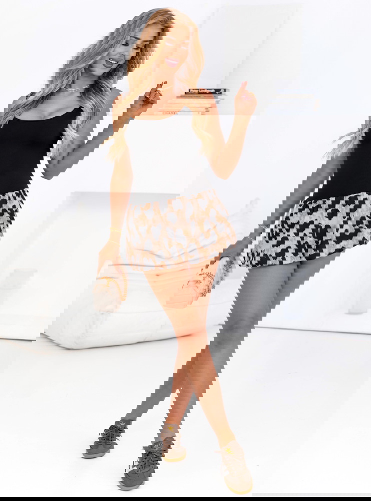 Sukienka mini typu bombka w panterkę...