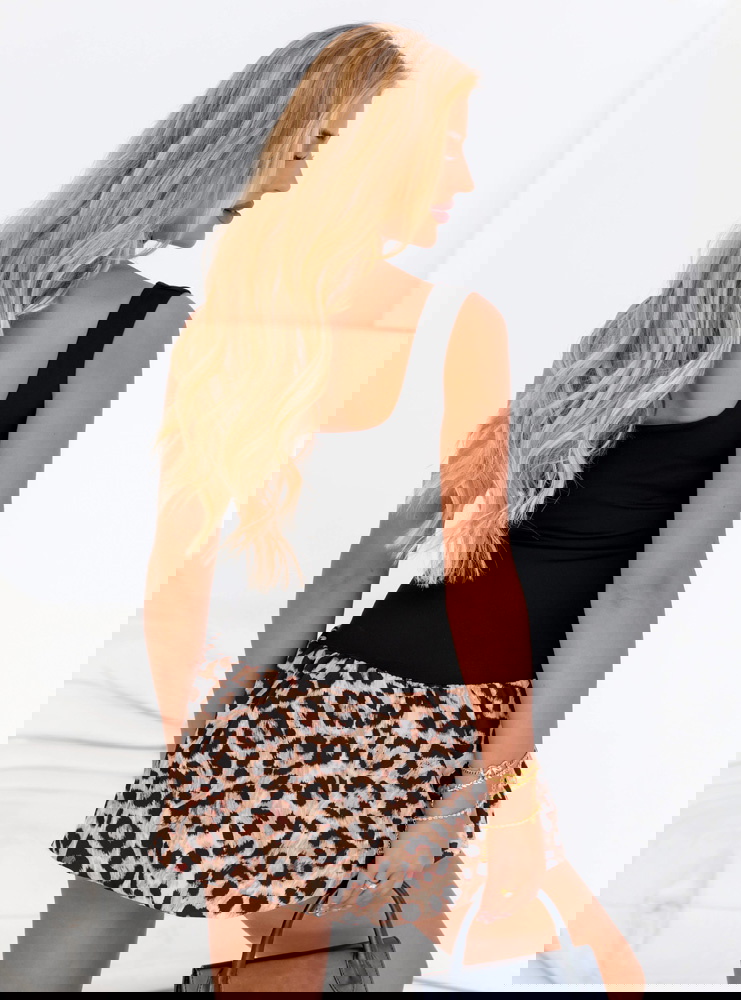 Sukienka mini typu bombka w panterkę...