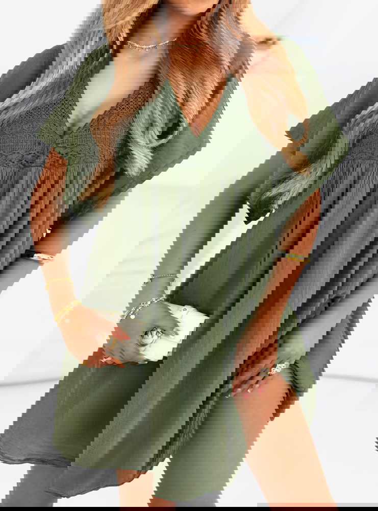 Muślinowa sukienka oversize z koronką...