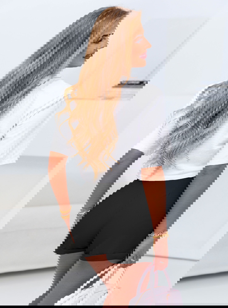 Czarne spodenki z kieszeniami Lililane