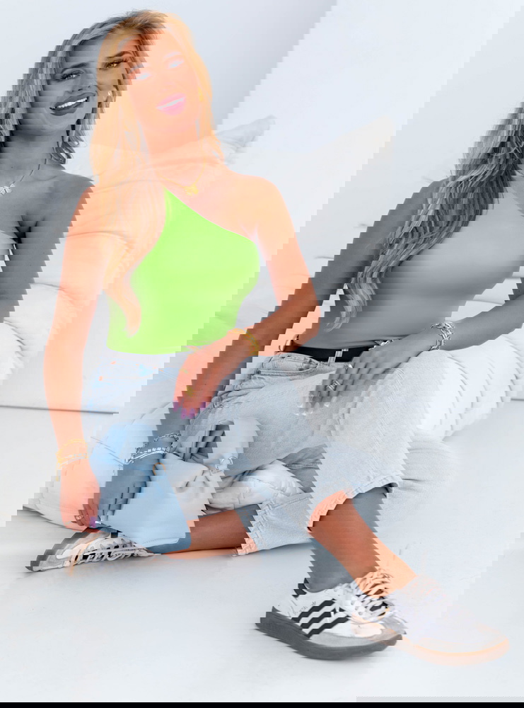 Zielone dopasowane body na jedno...