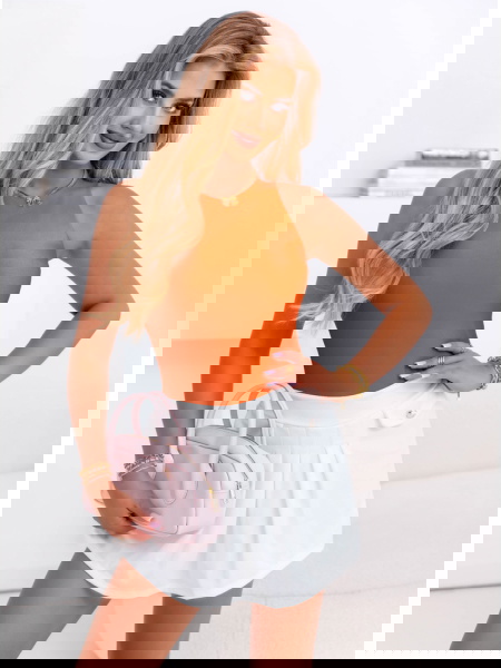 Pomarańczowe dopasowane... 2