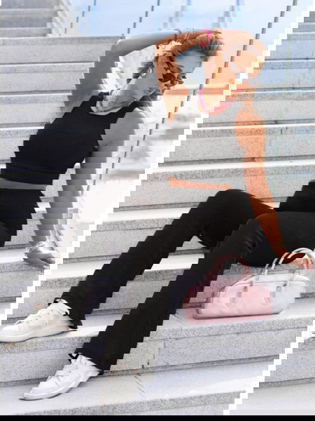 Czarny prążkowany komplet... 2