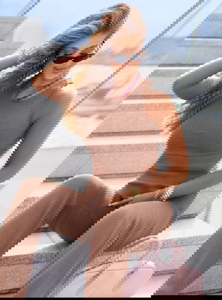 Prążkowany komplet top i spodnie z...