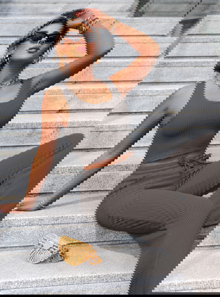 Grafitowy komplet top i szerokie...