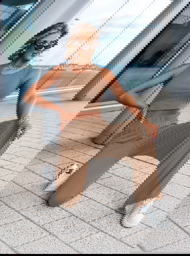 Komplet top i spodnie Darrian - mocha...