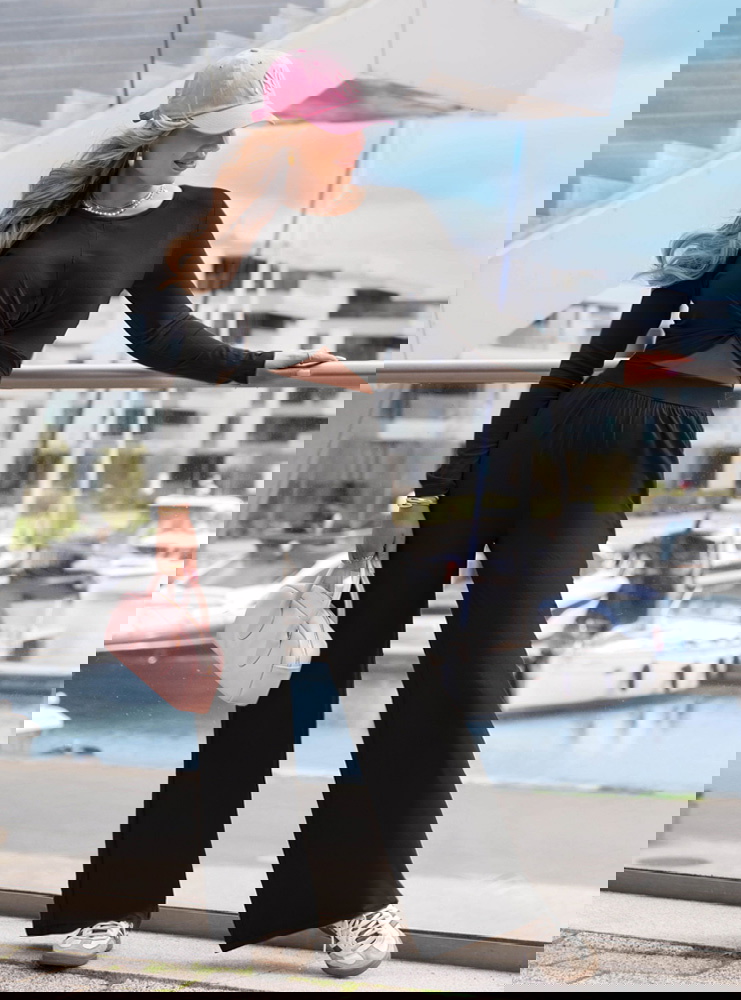 Czarny komplet bluzka i spodnie Jenesee